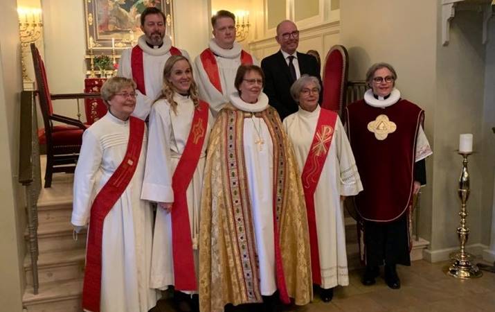 Frá vinstri: Brynhildur Ósk, Vilborg Ólöf, sr. Agnes, Margrét, sr. Elínborg; efri röð: sr. Hans Guðberg, sr. Henning Emil, og Andrés - mynd: hsh