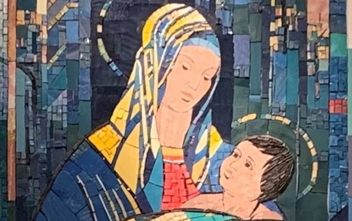 Úr mósaíkmynd í Háteigskirkju eftir Benedikt Gunnarsson